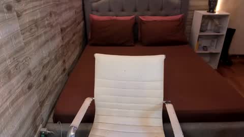 Snapshot of miss_miyuka chatting on 03/10/25, 01:23 THE DEVIL CALL ME MASTER online show from 03/10/25, 01:23