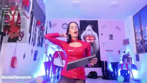 Miss Nicole online show from 10/16/25, 01:23