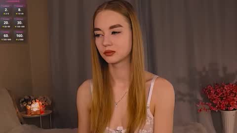 Nicole online show from 09/20/25, 12:33