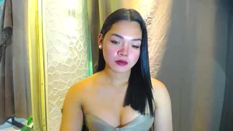 Snapshot of miss_precious_xx chatting on 03/17/26, 01:47 Precious online show from 03/17/26, 01:47