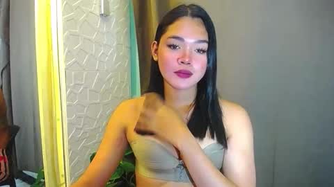 Snapshot of miss_precious_xx chatting on 03/22/26, 02:31 Precious online show from 03/22/26, 02:31