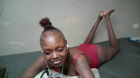 miss_pretty01 online show from 05/04/26, 10:00