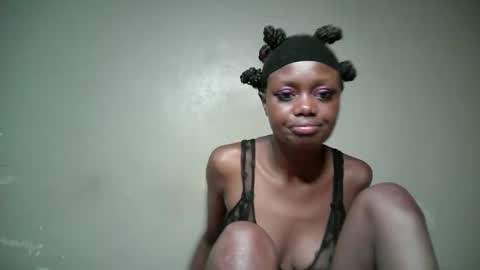 miss_pretty1 online show from 02/16/26, 08:05