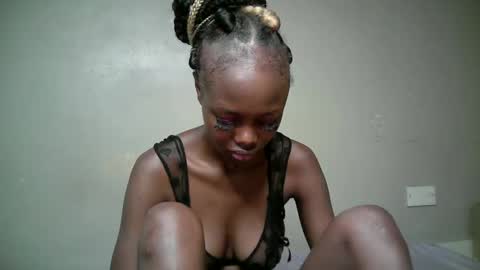 miss_pretty1 online show from 03/01/26, 04:42