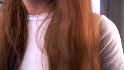 Snapshot of miss_quiz chatting on 11/06/25, 06:36 Leonor online show from 11/06/25, 06:36