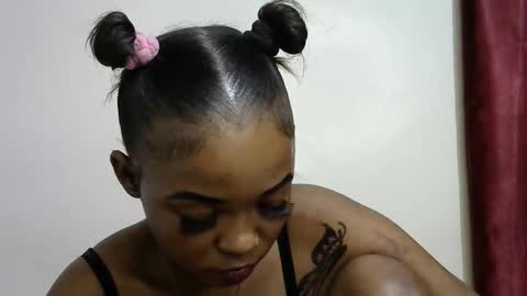 miss_rihanna2 online show from 09/11/25, 03:12