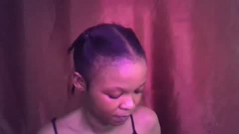 miss_rihanna2 online show from 11/06/25, 07:31