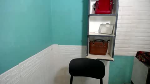 Snapshot of miss_rona_xoxo chatting on 03/16/26, 01:15 Rona online show from 03/16/26, 01:15