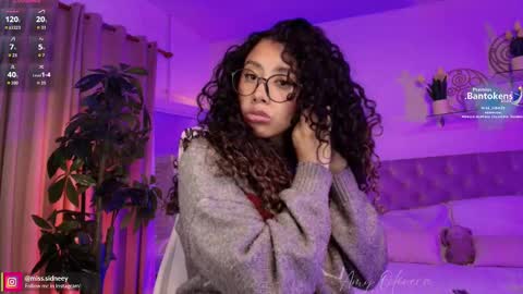 Amy Olivera online show from 09/30/25, 01:27