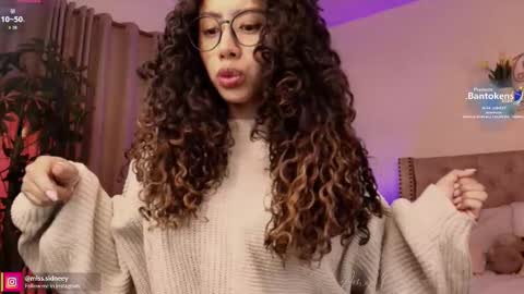 Amy Olivera online show from 10/02/25, 01:07