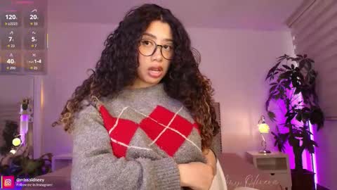 Amy Olivera online show from 11/03/25, 12:06