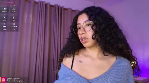 Amy Olivera online show from 11/20/25, 01:00