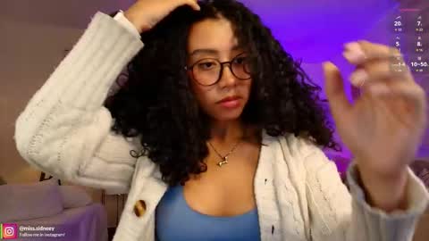 Snapshot of miss_sidney chatting on 04/29/26, 05:30 Amy Olivera online show from 04/29/26, 05:30