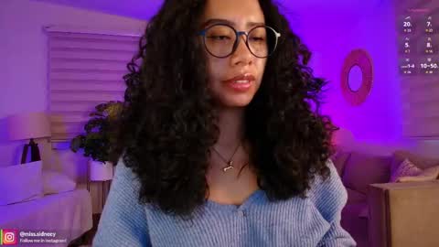 Snapshot of miss_sidney chatting on 05/01/26, 11:48 Amy Olivera online show from 05/01/26, 11:48