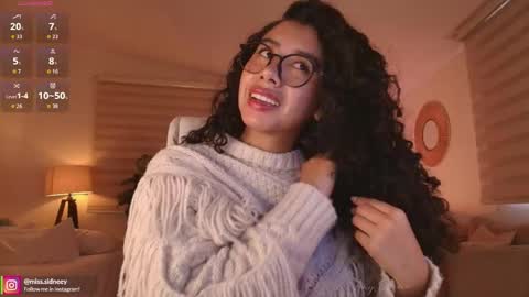 Snapshot of miss_sidney chatting on 05/22/26, 12:55 Amy Olivera online show from 05/22/26, 12:55