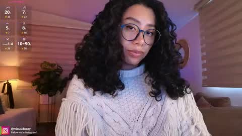 Snapshot of miss_sidney chatting on 06/09/26, 01:01 Amy Olivera online show from 06/09/26, 01:01