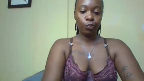 Snapshot of miss_sinphoria chatting on 02/12/26, 04:57 Miss online show from 02/12/26, 04:57