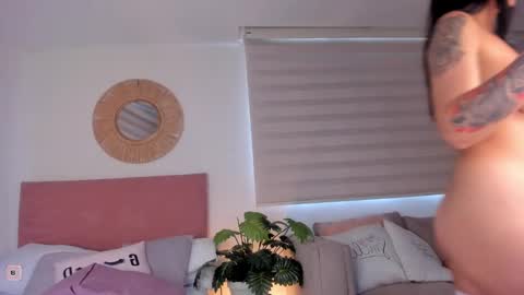 Snapshot of miss_soffy chatting on 01/15/25, 05:58 Sofia Alvarez online show from 01/15/25, 05:58