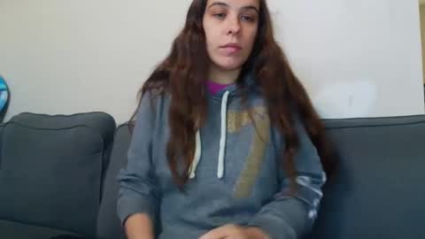 Snapshot of miss_sunshine01 chatting on 10/01/25, 02:23 Bella online show from 10/01/25, 02:23