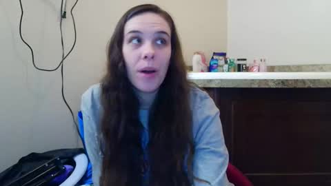 Snapshot of miss_sunshine01 chatting on 03/05/26, 03:41 Bella online show from 03/05/26, 03:41