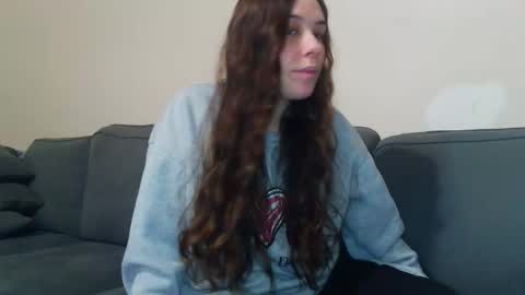 Snapshot of miss_sunshine01 chatting on 03/19/26, 02:54 Bella online show from 03/19/26, 02:54