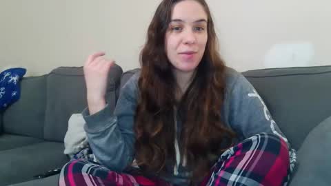 Snapshot of miss_sunshine01 chatting on 04/09/26, 02:55 Bella online show from 04/09/26, 02:55