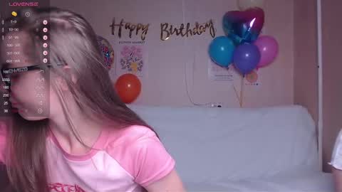 Snapshot of miss_sweetbb chatting on 12/03/24, 02:47 Bella online show from 12/03/24, 02:47