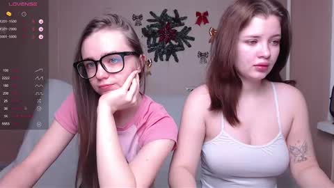 Snapshot of miss_sweetbb chatting on 12/30/24, 02:53 Bella online show from 12/30/24, 02:53