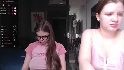 Snapshot of miss_sweetbb chatting on 02/03/25, 02:58 Bella online show from 02/03/25, 02:58