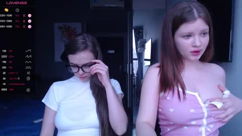 Snapshot of miss_sweetbb chatting on 02/04/25, 10:54 Bella online show from 02/04/25, 10:54