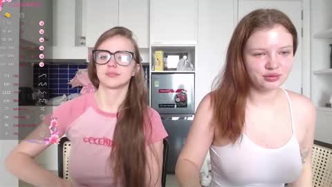 Snapshot of miss_sweetbb chatting on 02/14/25, 03:00 Bella online show from 02/14/25, 03:00