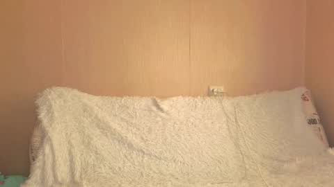 Snapshot of miss_sweetbb chatting on 11/16/25, 05:46 Bella online show from 11/16/25, 05:46