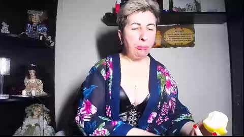 miss_tasha_kom online show from 11/09/25, 09:18