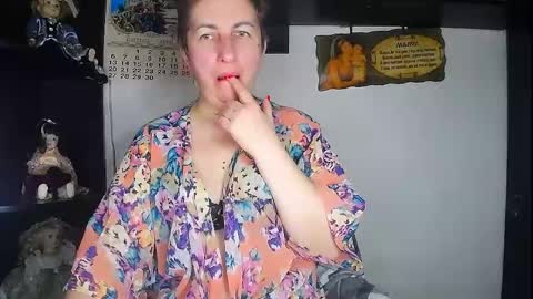 Snapshot of miss_tasha_kom chatting on 04/16/26, 05:25 miss_tasha_kom online show from 04/16/26, 05:25