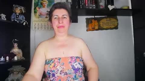 Snapshot of miss_tasha_kom chatting on 05/16/26, 10:36 miss_tasha_kom online show from 05/16/26, 10:36