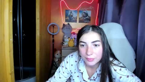 Snapshot of miss_tasy chatting on 09/24/25, 09:34 Melanie January 15th is my birthday there will be an interesting show online show from 09/24/25, 09:34