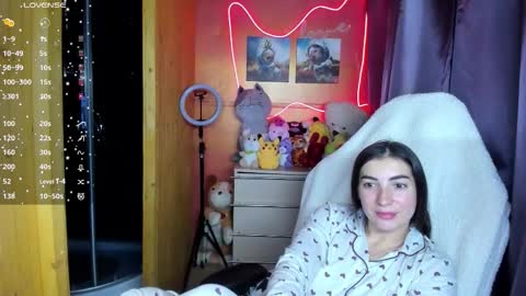 Snapshot of miss_tasy chatting on 11/07/25, 08:03 Melanie January 15th is my birthday there will be an interesting show online show from 11/07/25, 08:03