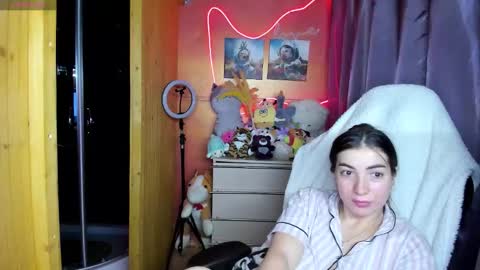 Snapshot of miss_tasy chatting on 03/23/26, 05:33 Melanie January 15th is my birthday there will be an interesting show online show from 03/23/26, 05:33