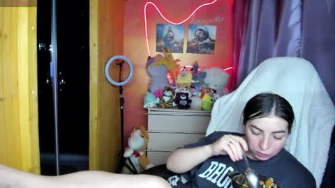 Snapshot of miss_tasy chatting on 04/05/26, 06:32 Melanie January 15th is my birthday there will be an interesting show online show from 04/05/26, 06:32