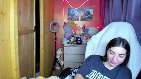 Snapshot of miss_tasy chatting on 04/14/26, 06:30 Melanie January 15th is my birthday there will be an interesting show online show from 04/14/26, 06:30