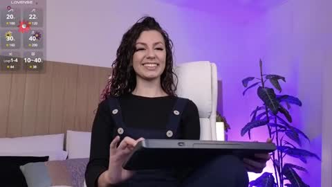 Snapshot of miss_toronto chatting on 01/03/25, 11:46 Adara Lpez online show from 01/03/25, 11:46