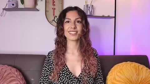 Snapshot of miss_toronto chatting on 09/25/25, 03:10 Adara Lpez online show from 09/25/25, 03:10