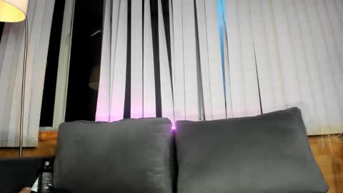 Snapshot of miss_valka chatting on 03/12/26, 11:05 Valka online show from 03/12/26, 11:05