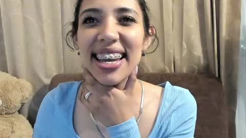 Snapshot of miss_veronica2 chatting on 03/24/26, 12:48 Miss Veronica online show from 03/24/26, 12:48