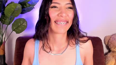 Snapshot of miss_veronica2 chatting on 04/06/26, 01:01 Miss Veronica online show from 04/06/26, 01:01