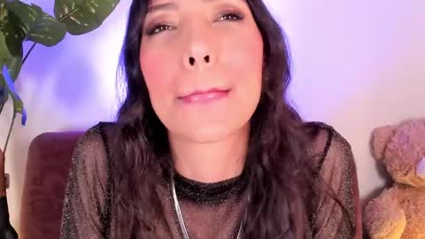 Snapshot of miss_veronica2 chatting on 04/08/26, 01:22 Miss Veronica online show from 04/08/26, 01:22