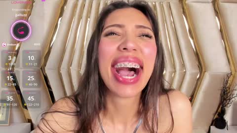 Snapshot of miss_veronicaa chatting on 12/03/24, 02:38 Veronica summer 7AM to 1500 PM hour GMT-5 online show from 12/03/24, 02:38