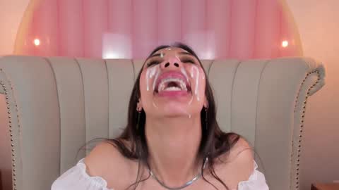 Snapshot of miss_veronicaa chatting on 12/09/24, 05:41 Veronica summer 7AM to 1500 PM hour GMT-5 online show from 12/09/24, 05:41