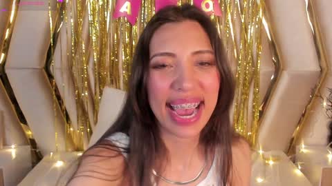 Snapshot of miss_veronicaa chatting on 12/31/24, 08:45 Veronica summer 7AM to 1500 PM hour GMT-5 online show from 12/31/24, 08:45