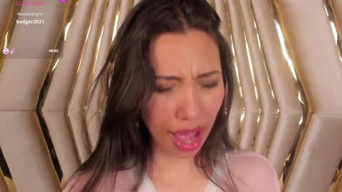 Snapshot of miss_veronicaa chatting on 01/02/25, 02:46 Veronica summer 7AM to 1500 PM hour GMT-5 online show from 01/02/25, 02:46